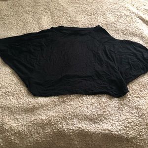 Wing Sleeve Black Crop Top